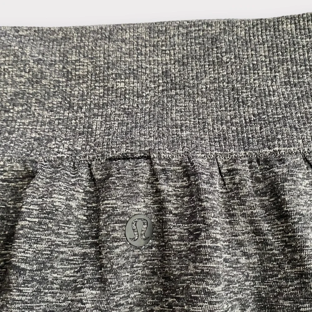 Lululemon Women’s Boulevard Bliss Skirt Size 8 Ruching Grey Stretch Athleisure